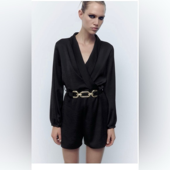 ZARA NWT SATIN EFFECT ROMPER - MISSING BELT - Picture 3 of 3